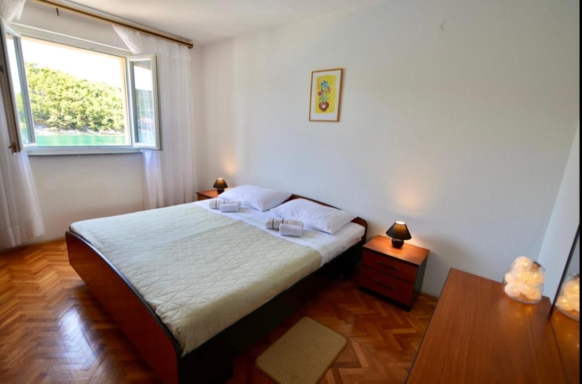 Apartment Niksa Novigrad  Luaran gambar