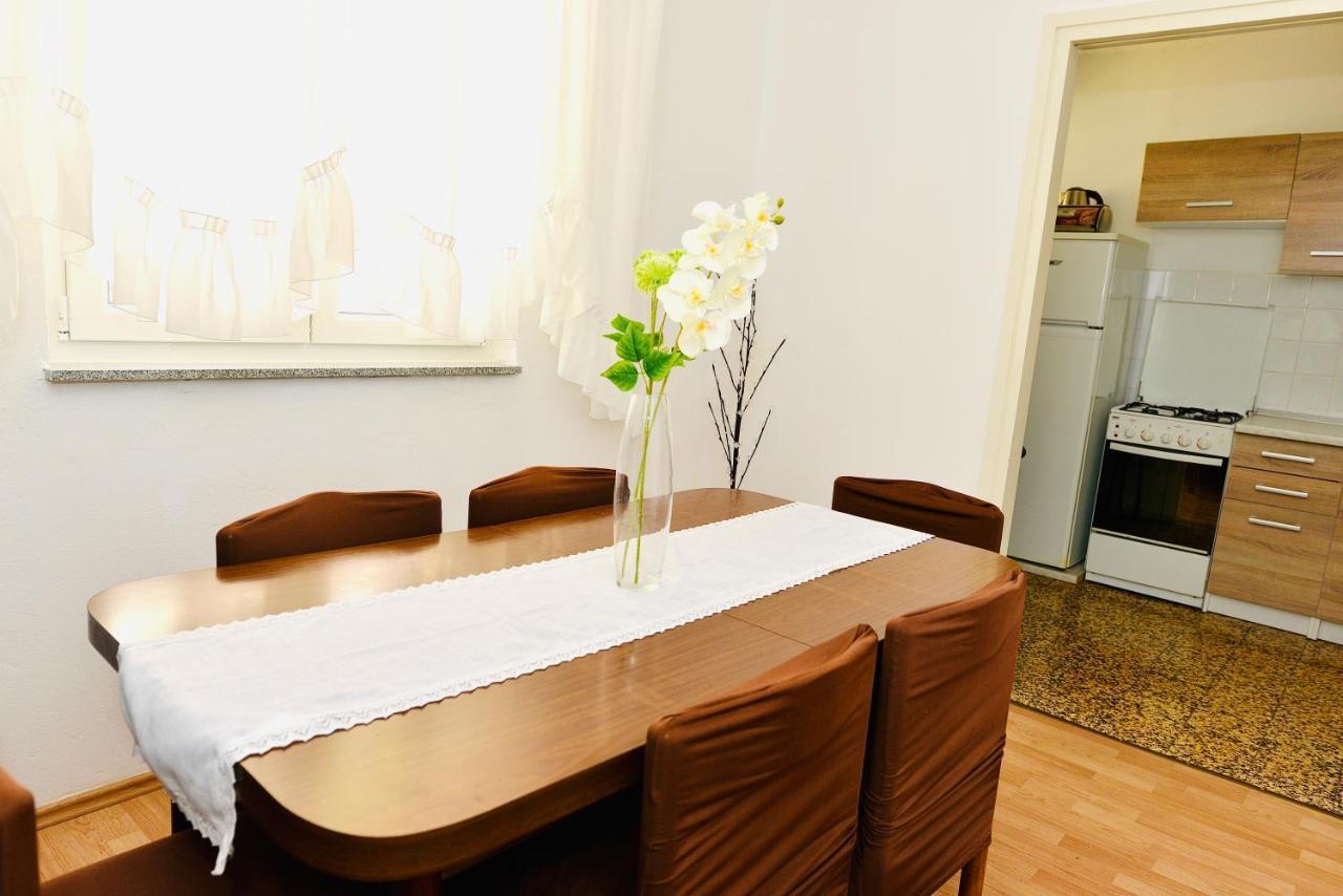 Apartment Niksa Novigrad  Luaran gambar