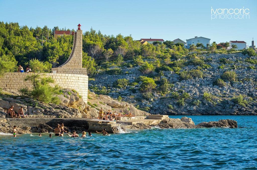 Apartment Niksa Novigrad  Luaran gambar